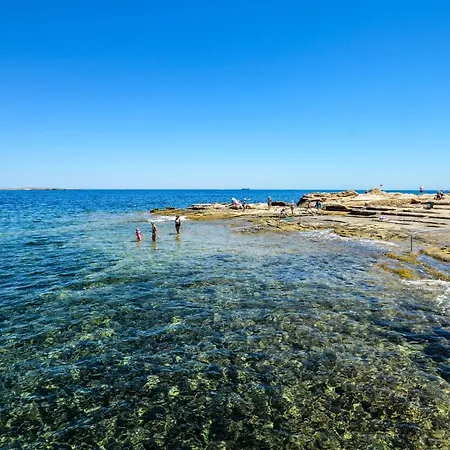 Apartman Getawaysmalta - Seashells Penthouse 12 With Terrace And Sea View In Bugibba San Pawl il-Baħar