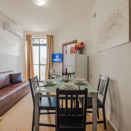 Getawaysmalta - Seashells Penthouse 12 With Terrace And Sea View In Bugibba * San Pawl il-Baħar