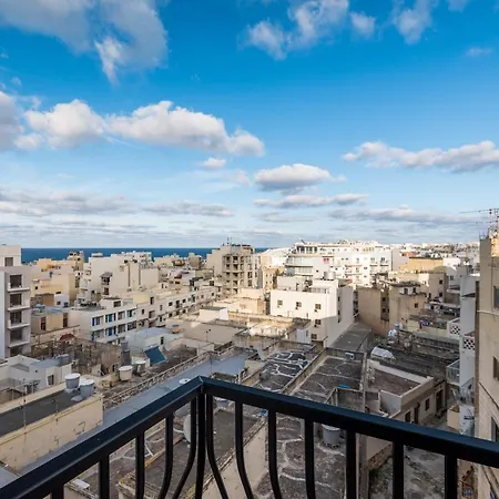 Getawaysmalta - Seashells Penthouse 12 With Terrace And Sea View In Bugibba Apartment St. Paul's Bay